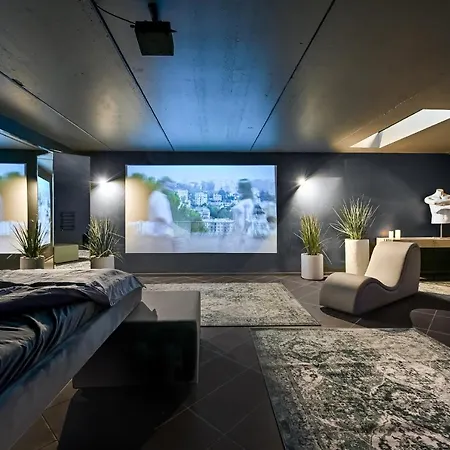 아파트 Jacuzzi Cinema Loft