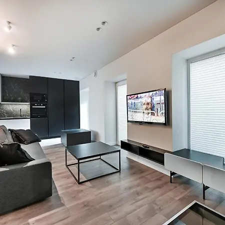 Jacuzzi Cinema Loft